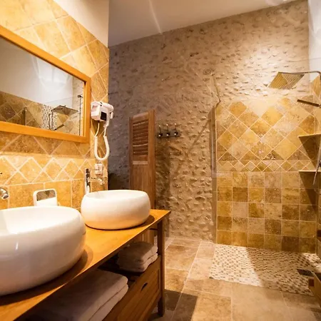 Dom wakacyjny Le Figuier - La Roseraie Du Val'ensoleille *