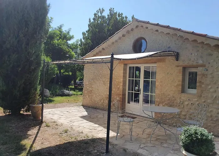 בית נופש Le Figuier - La Roseraie Du Val'ensoleille *