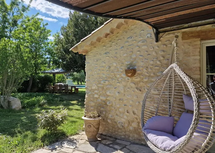 Le Figuier - La Roseraie Du Val'ensoleille בית נופש *